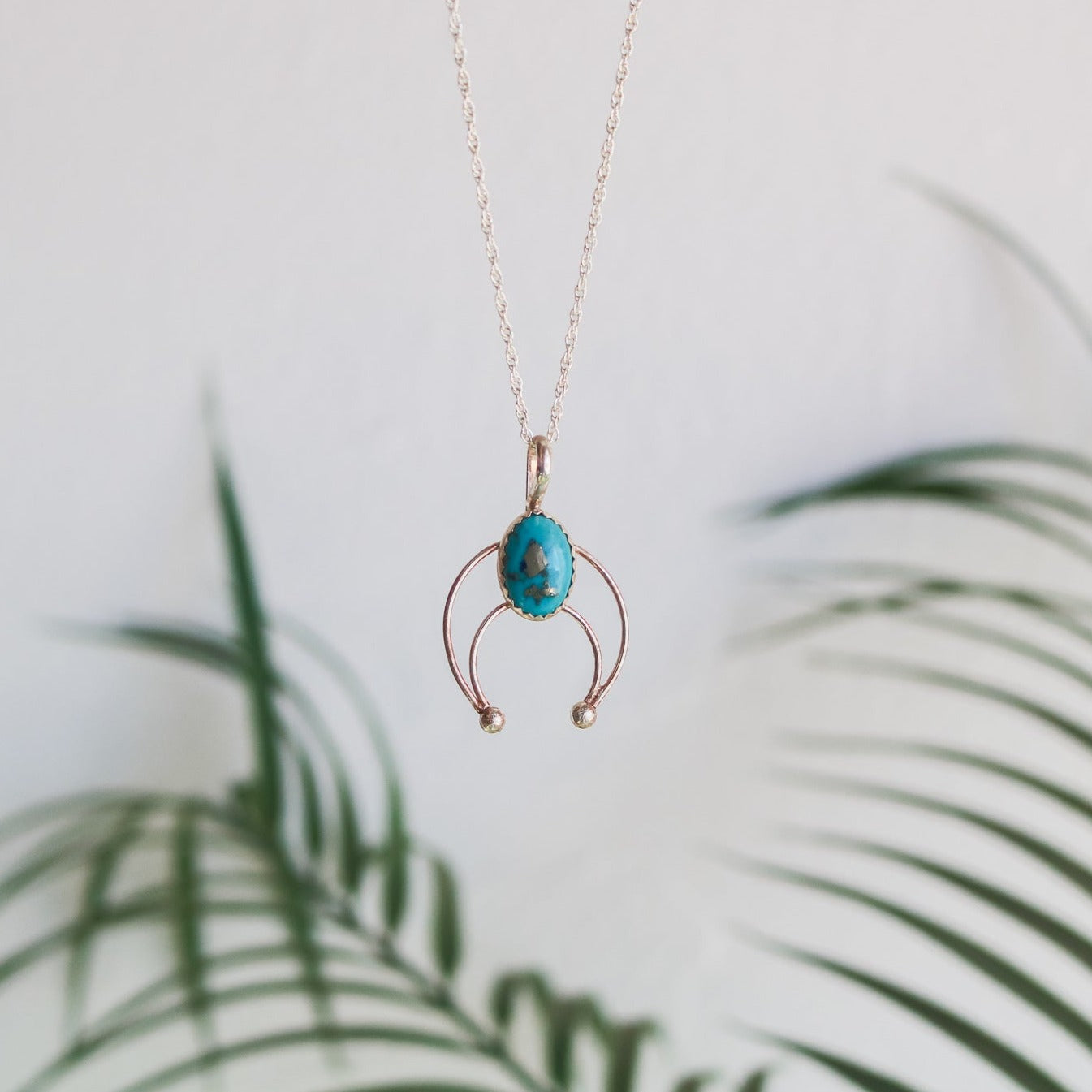 Dainty Naja Charm/Necklace