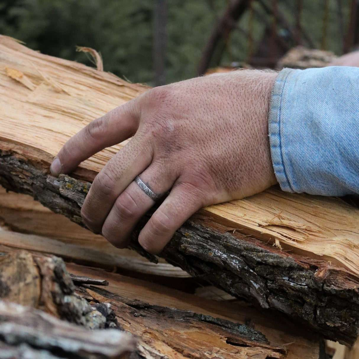 Cheyenne Men's Wedding Band