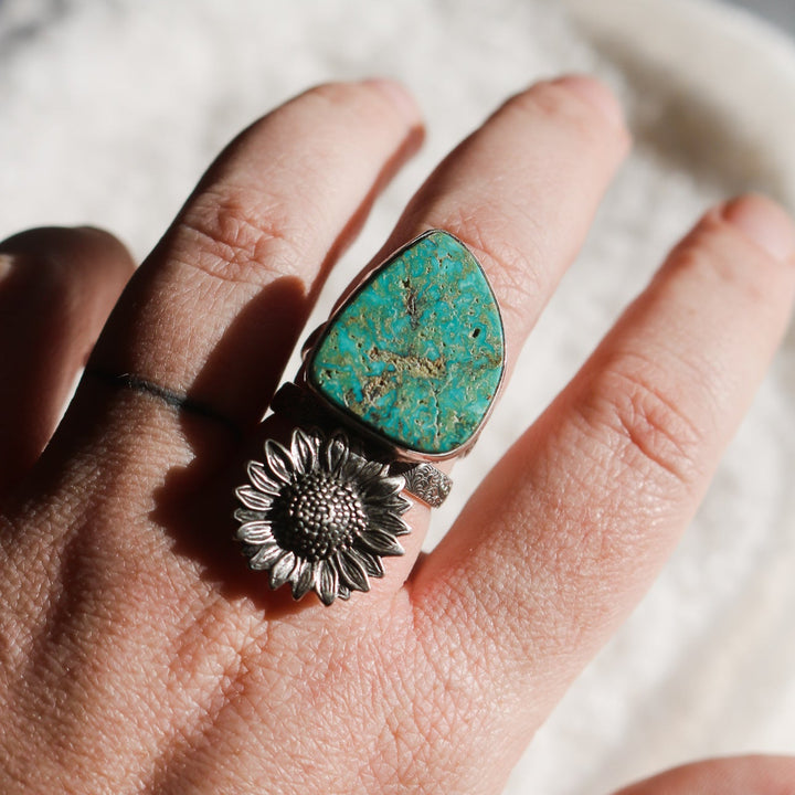 Sunflower Ring in American Turquoise Ring - Size 7 // One of a Kind