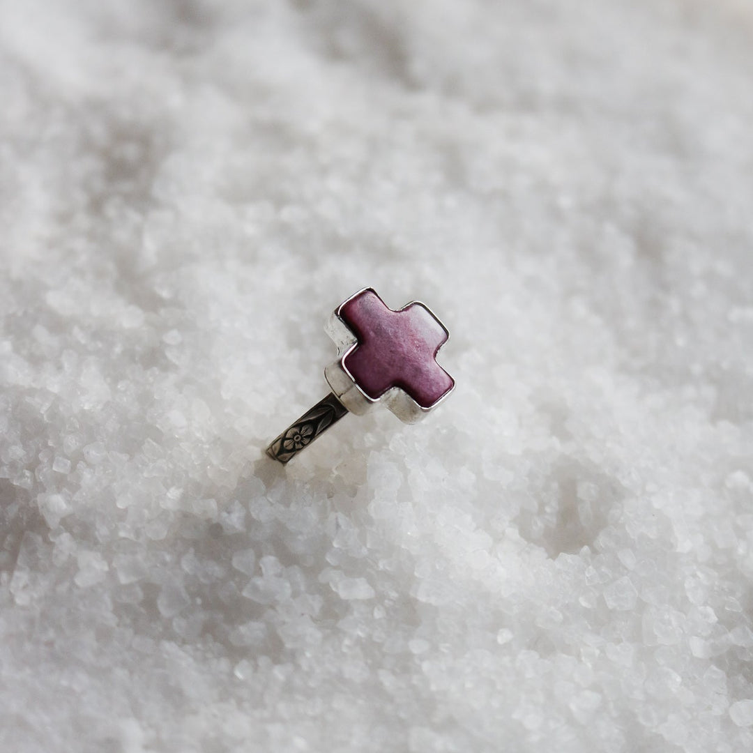 Purple Spiny Oyster Cross Ring - Size 8 // One of a Kind