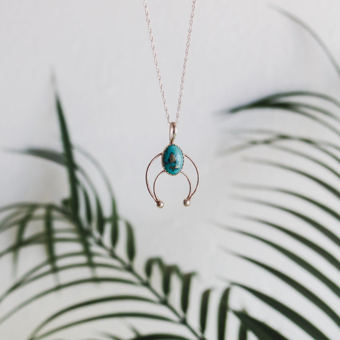 Dainty Naja Charm/Necklace